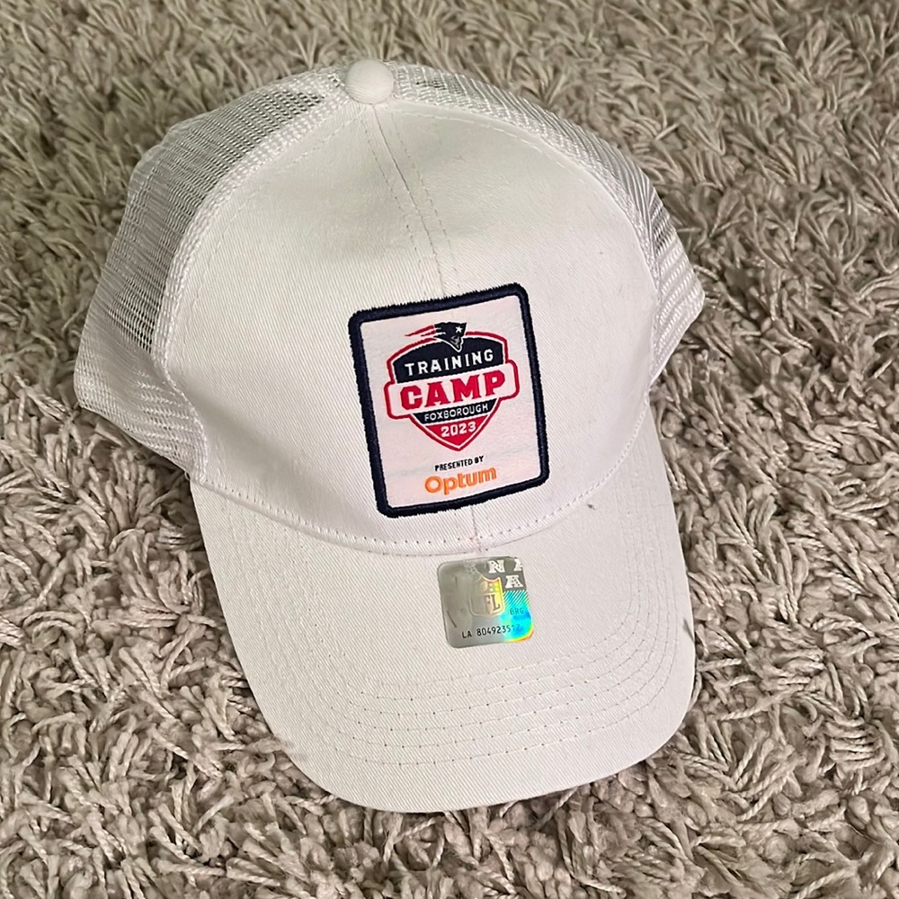 NWT New England Patriots Training Camp 2023 Trucker Hat - Picture 1 of 3